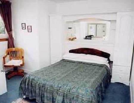 Milton House Hotel Edinburgh Room photo